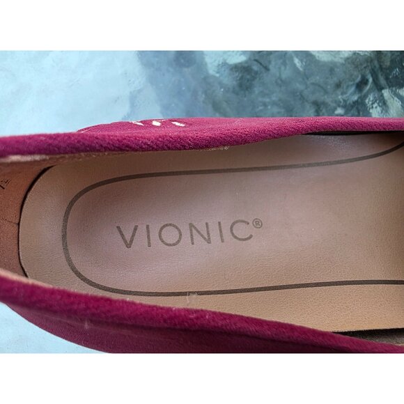 Vionic Willa Suede Embroidered Heel Loafers w/ Leaf Motif Women's Size 9.5 - Picture 4 of 9